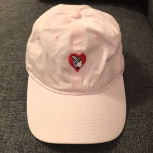 Sausage Skatebords Praying Heart Baby Pink Hat
